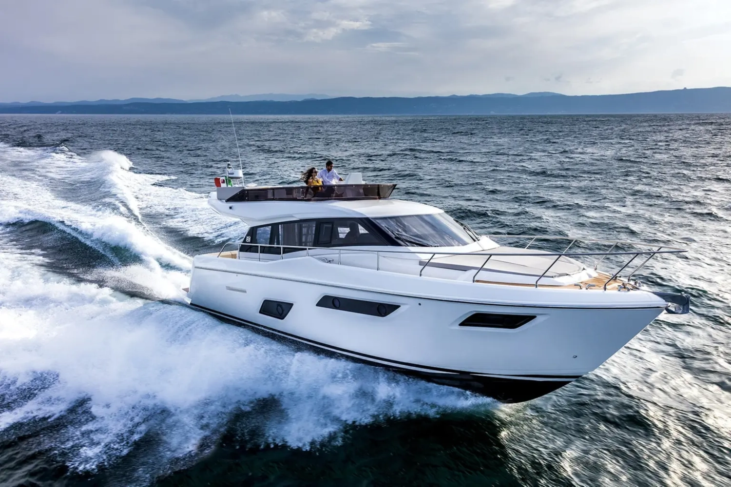 FERRETTI YACHTS 450