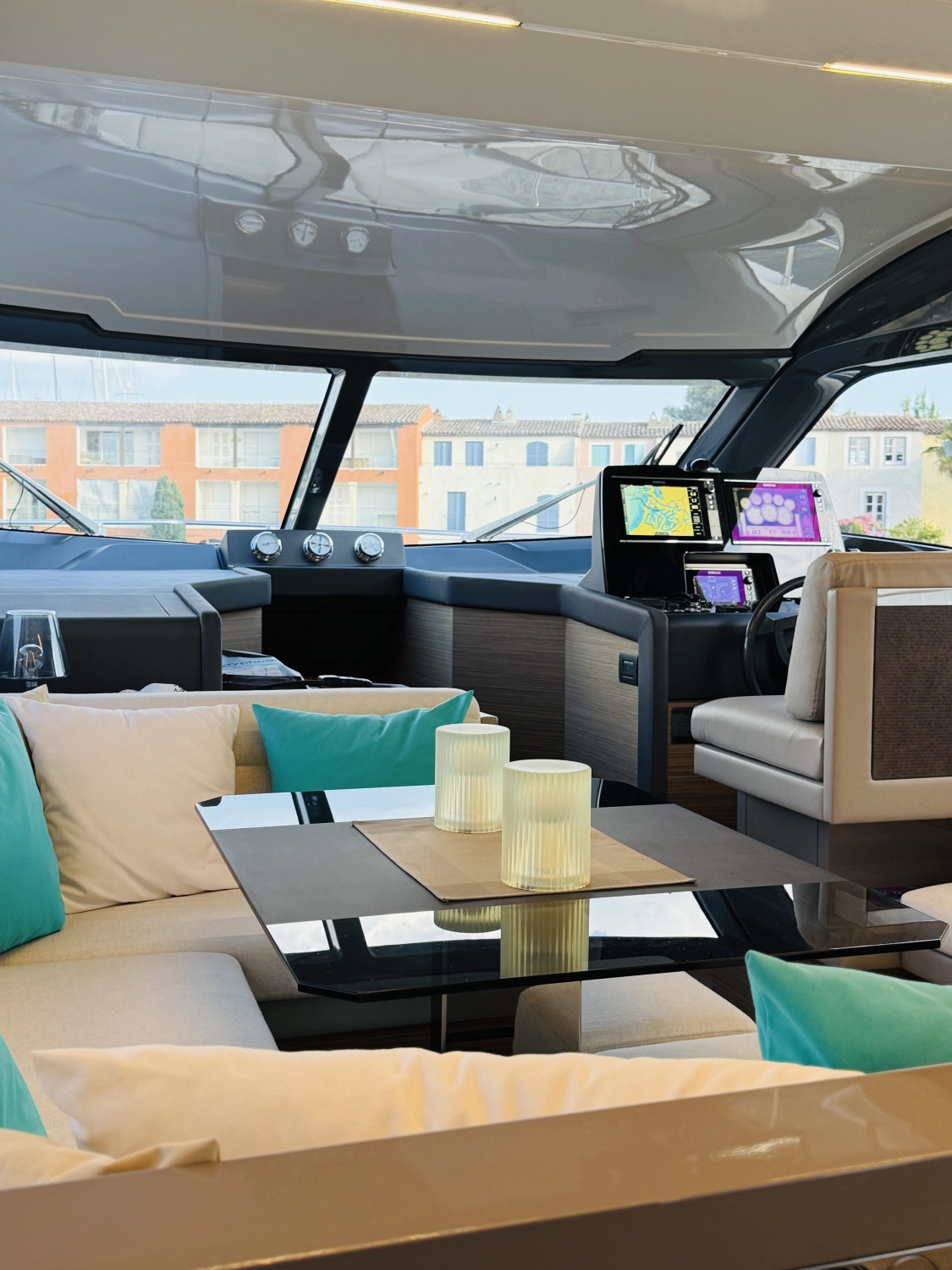 FERRETTI YACHTS 450