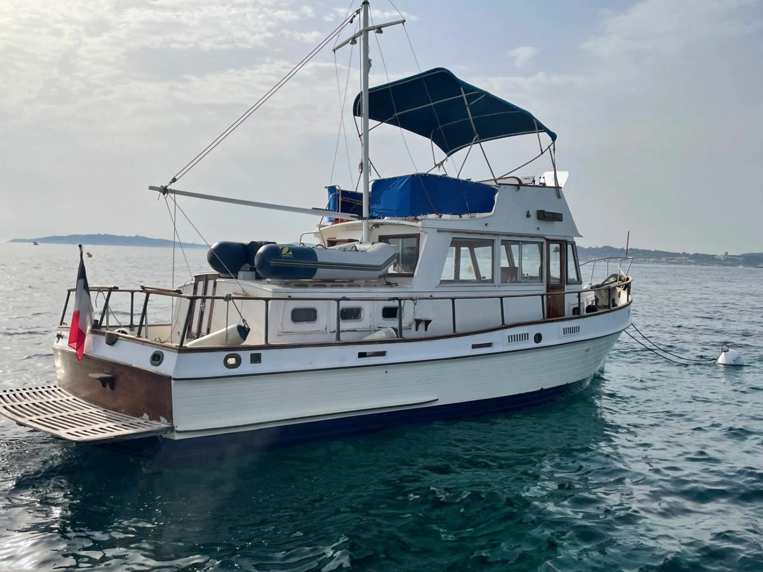 GRAND BANKS TRAWLER 36