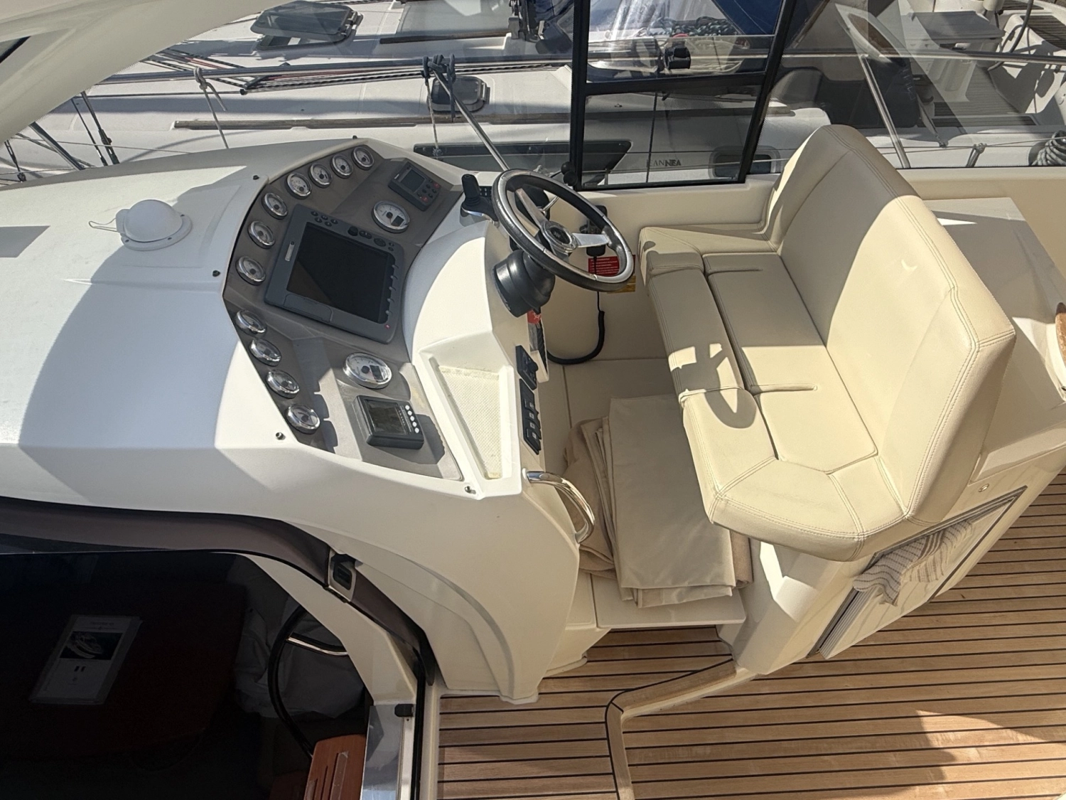 JEANNEAU PRESTIGE 42 S