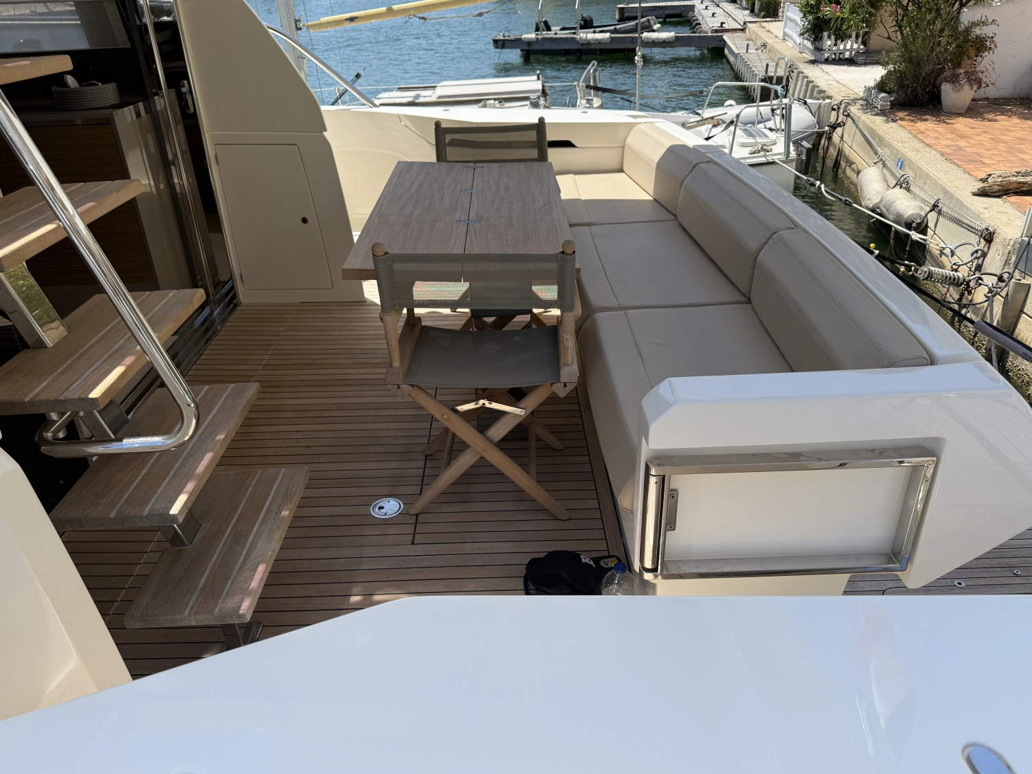 FERRETTI YACHTS 450