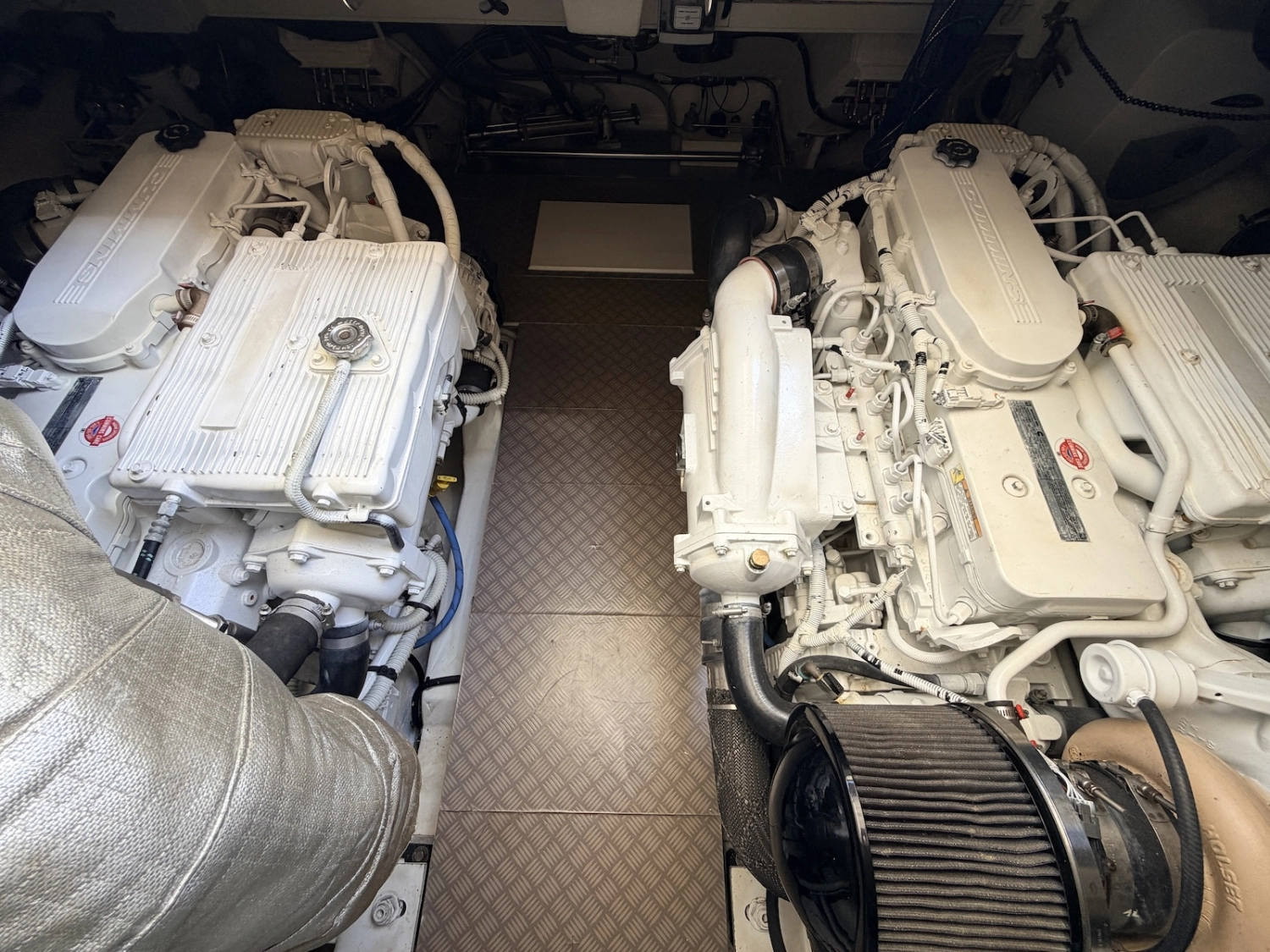 FERRETTI YACHTS 450