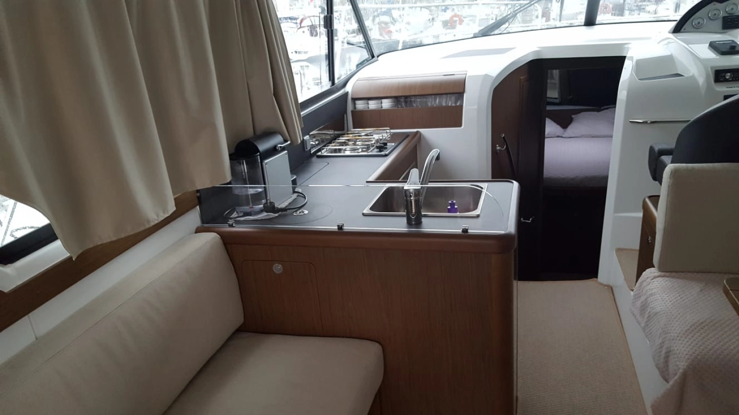 BENETEAU ANTARES 36 FLY